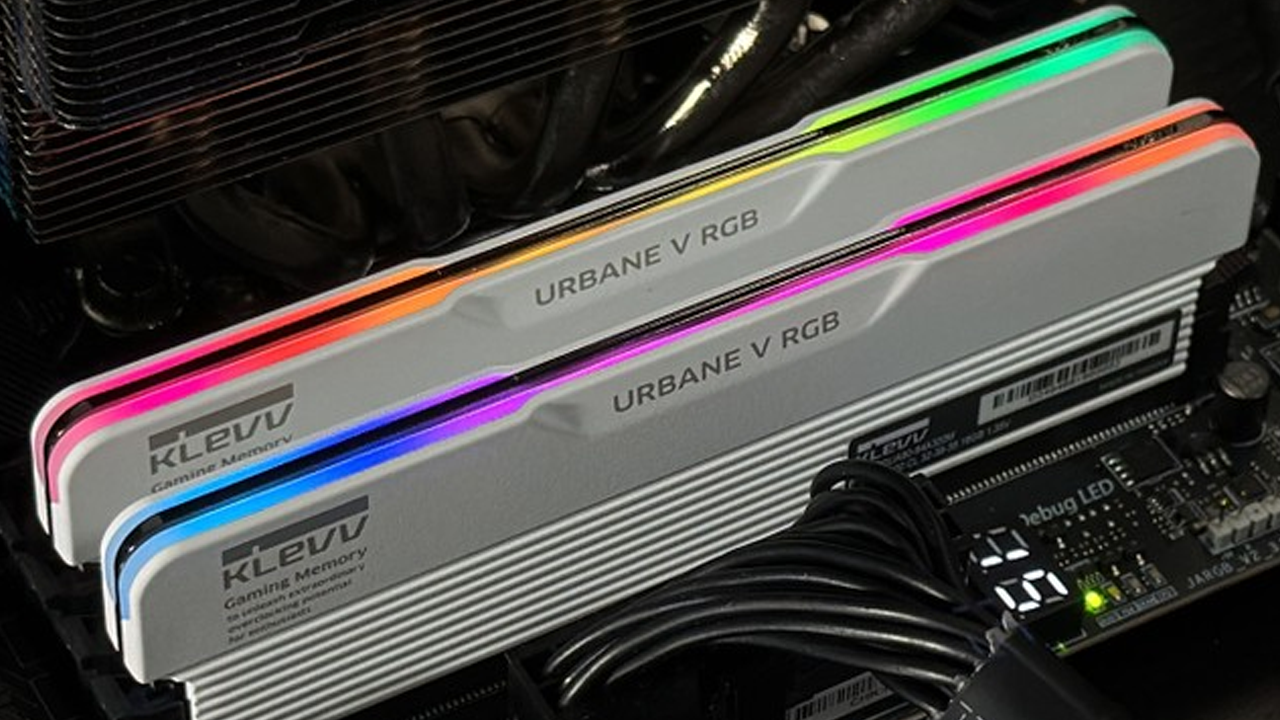 32GB (6400MHz) KLEVV URBANE V RGB GAMING MEMORY WHITE