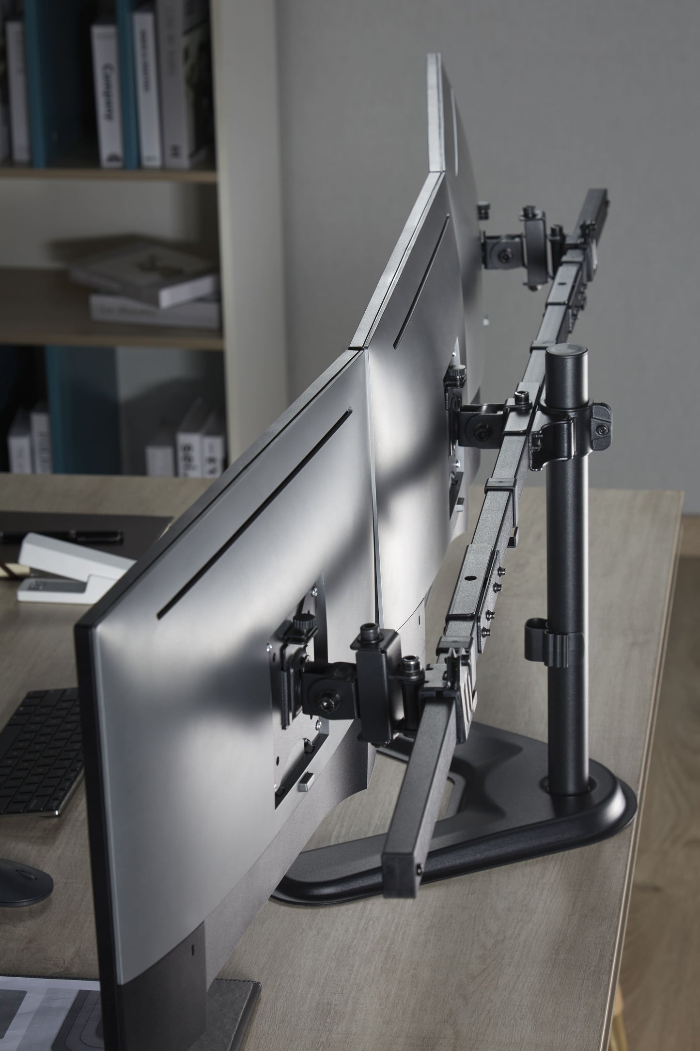 INFINITY INF761-T03 FREESTANDING TRIPLE MONITOR STAND