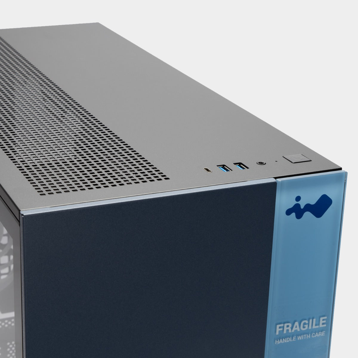 INWIN F5 BLACK GAMING CASE